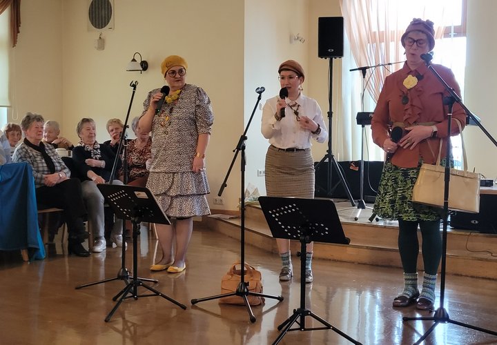 Die Rockgruppe De´ Mädels sorgten bei dem Frühlingsfest der Senioren in Bornstedt für eine gute Stimmung.
